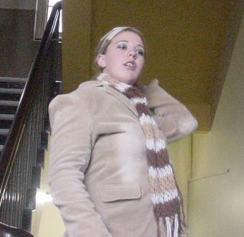 Lav posing again!..she wants to be a model